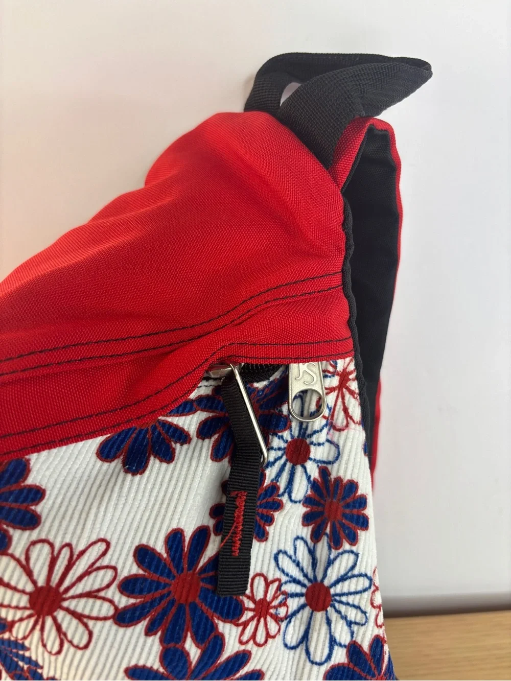 Vintage JanSport Corduroy Daisy Sling Bag Red White Blue